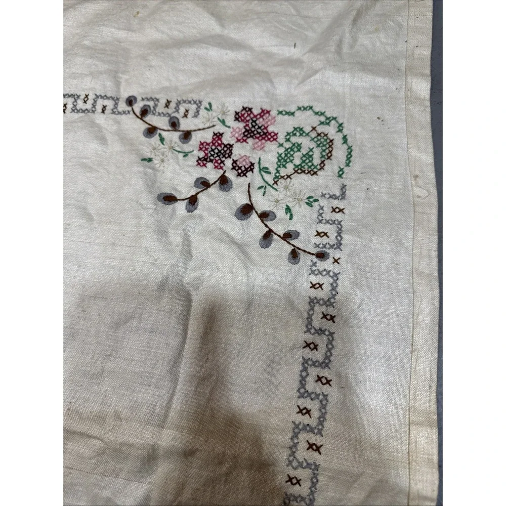 VTG Linen Hand Embroidered Cross Stitch Tablecloth Floral 54x68